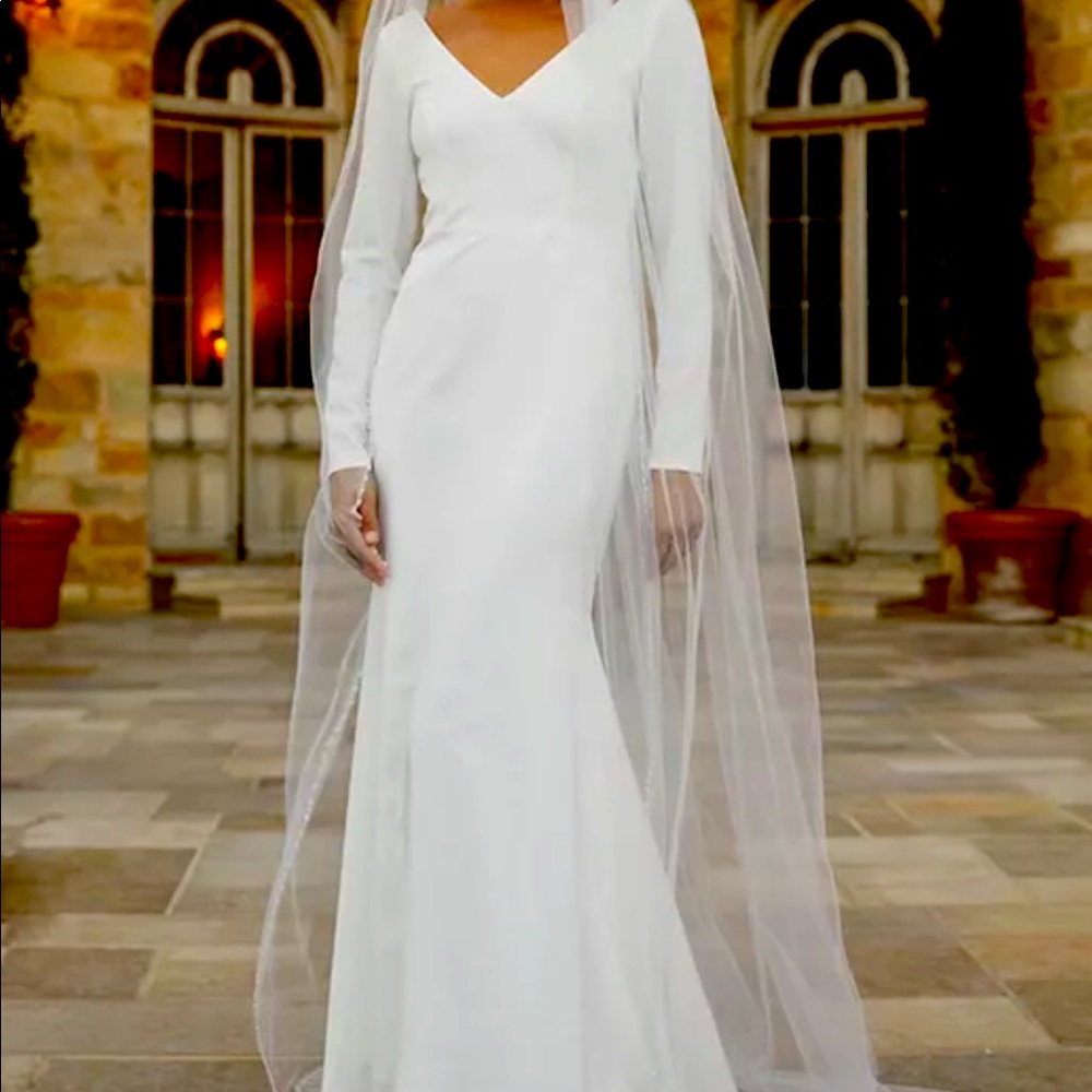 ISO LuLus “Make it Outstanding” dress